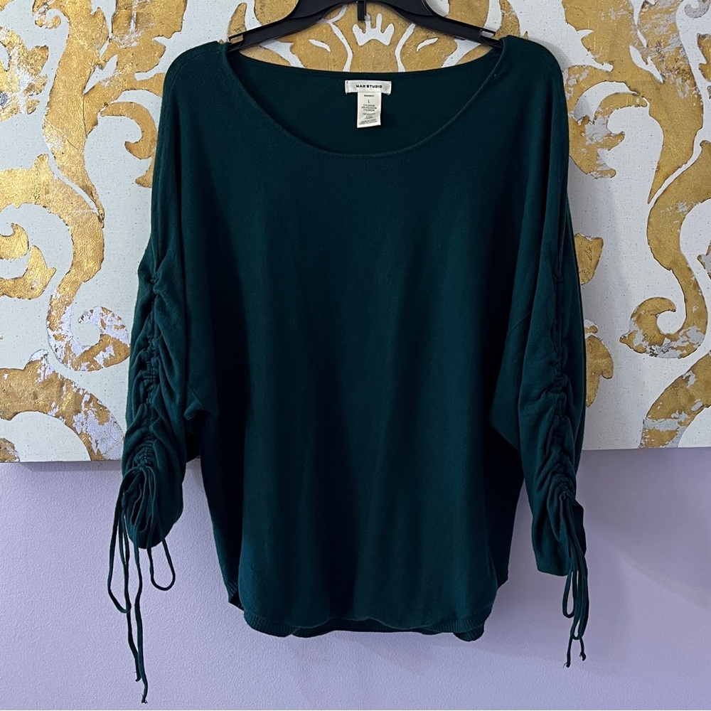 Max Studio Size Large Green Sweater with Cinch Tie Sleeves